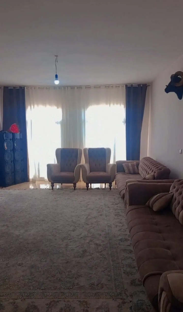 آپارتمان دوخواب پروژه فرهنگیان
